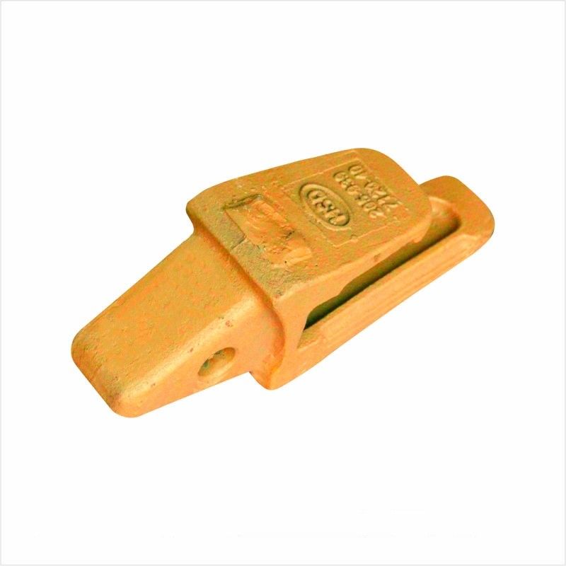 short type excavator teeth adapter 205-939-7120 for PC200